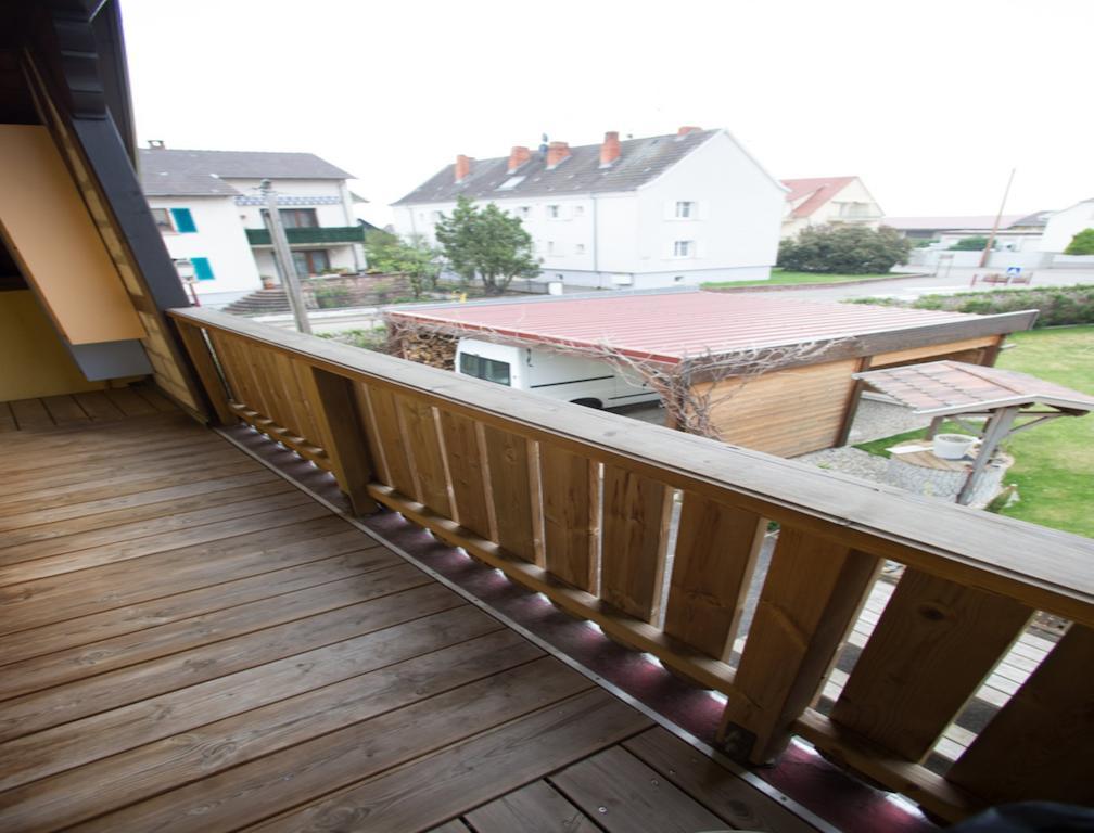 Appartement Melusine Avec Balcon Ammerschwihr Room photo
